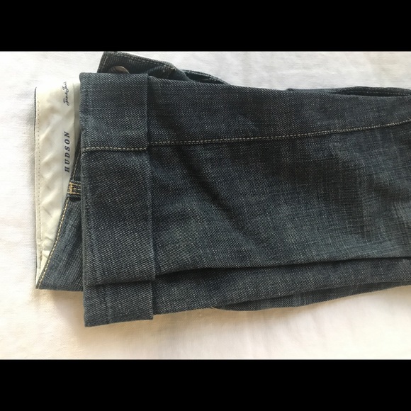 Hudson jean size 24-25 - Picture 5 of 5